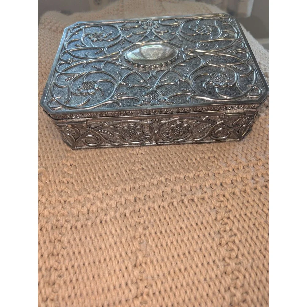 Vtg GODINGER Silver Plated Jewelry Box  Ornate Floral Embossed Felt Lining 9.5